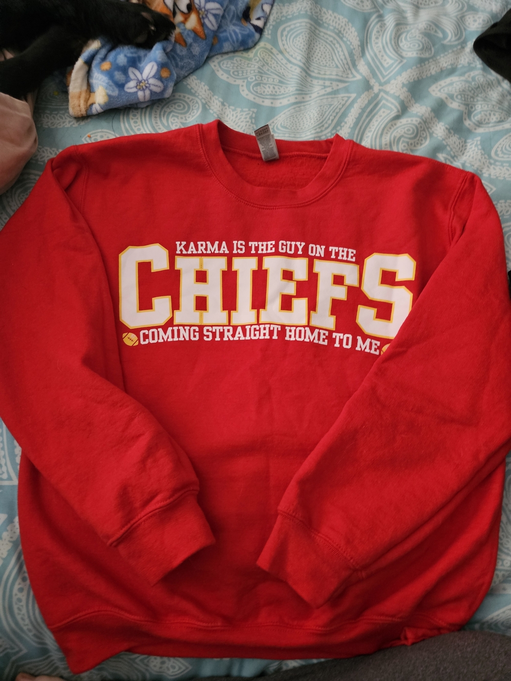 Gildan Red Crewneck Sweatshirt